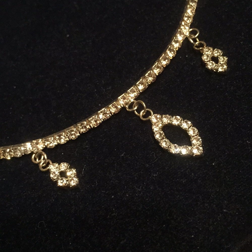 NWT Choker - Picture 3 of 7